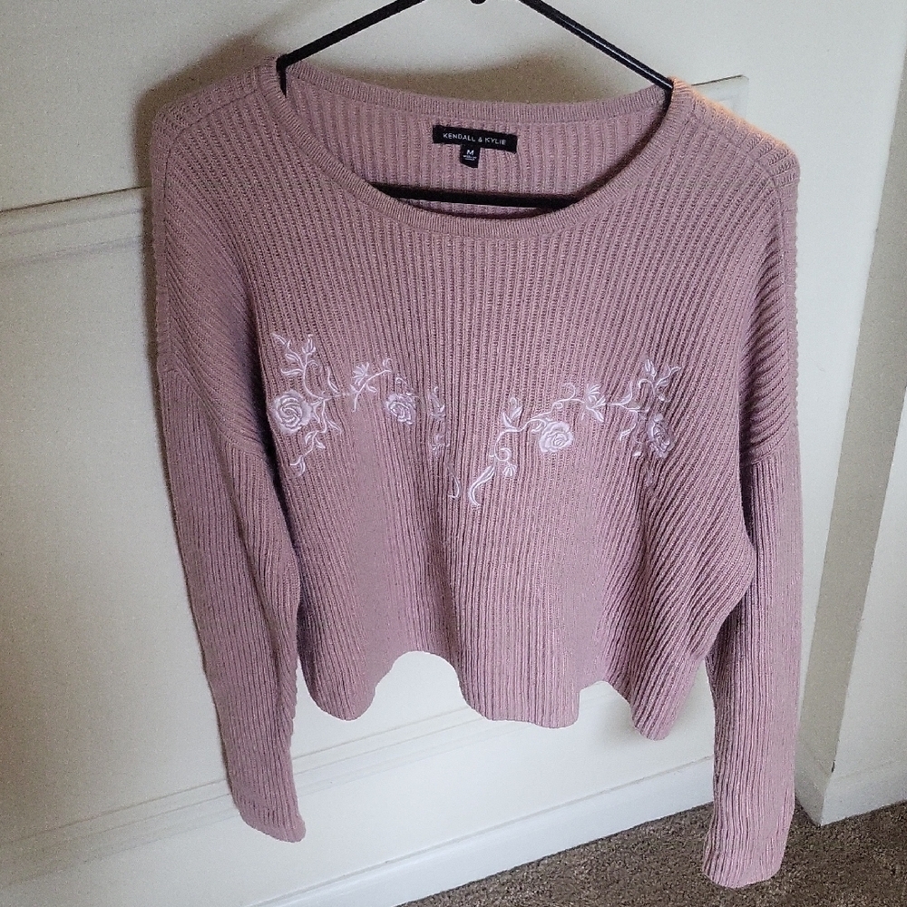 Kendall & Kylie Rose Pink Embroidered Cropped Sweater